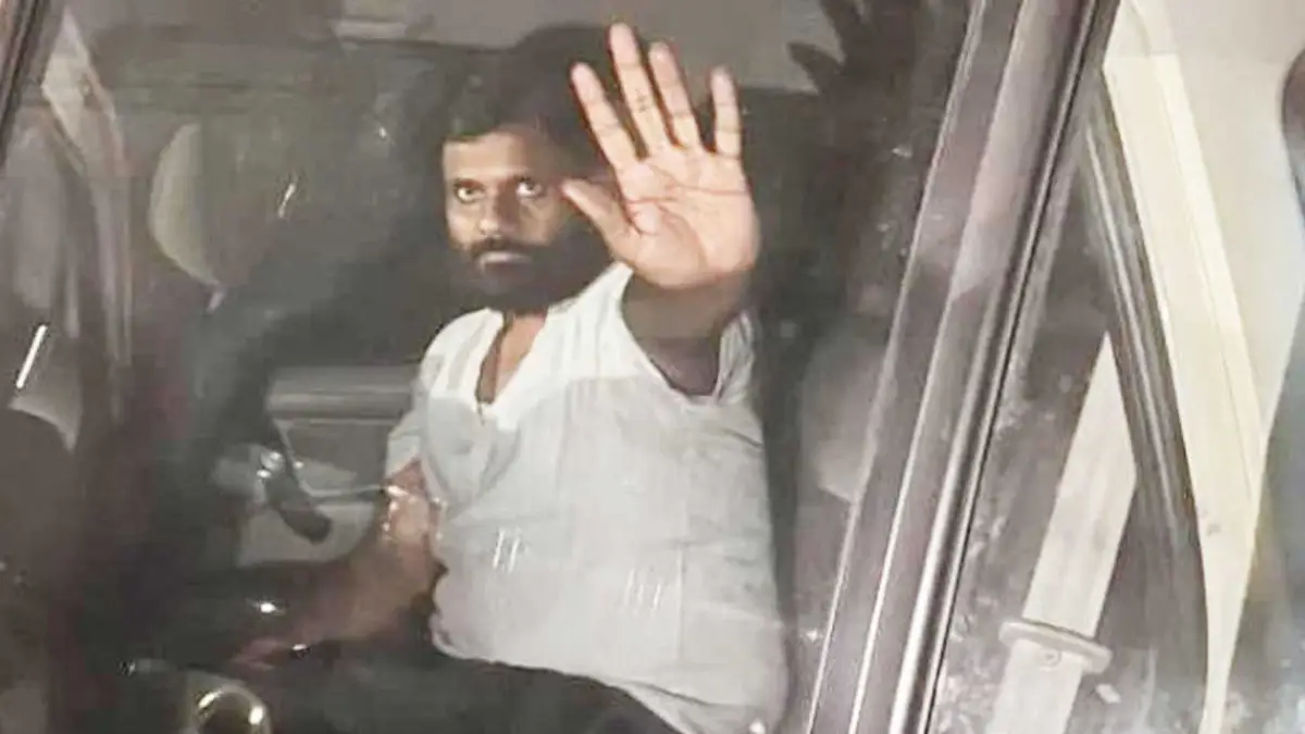 PM मोदी पर कथित टिप्पणी का मामला: छत्तीसगढ़ कांग्रेस नेता विनोद तिवारी को दिल्ली पुलिस ने किया गिरफ्तार