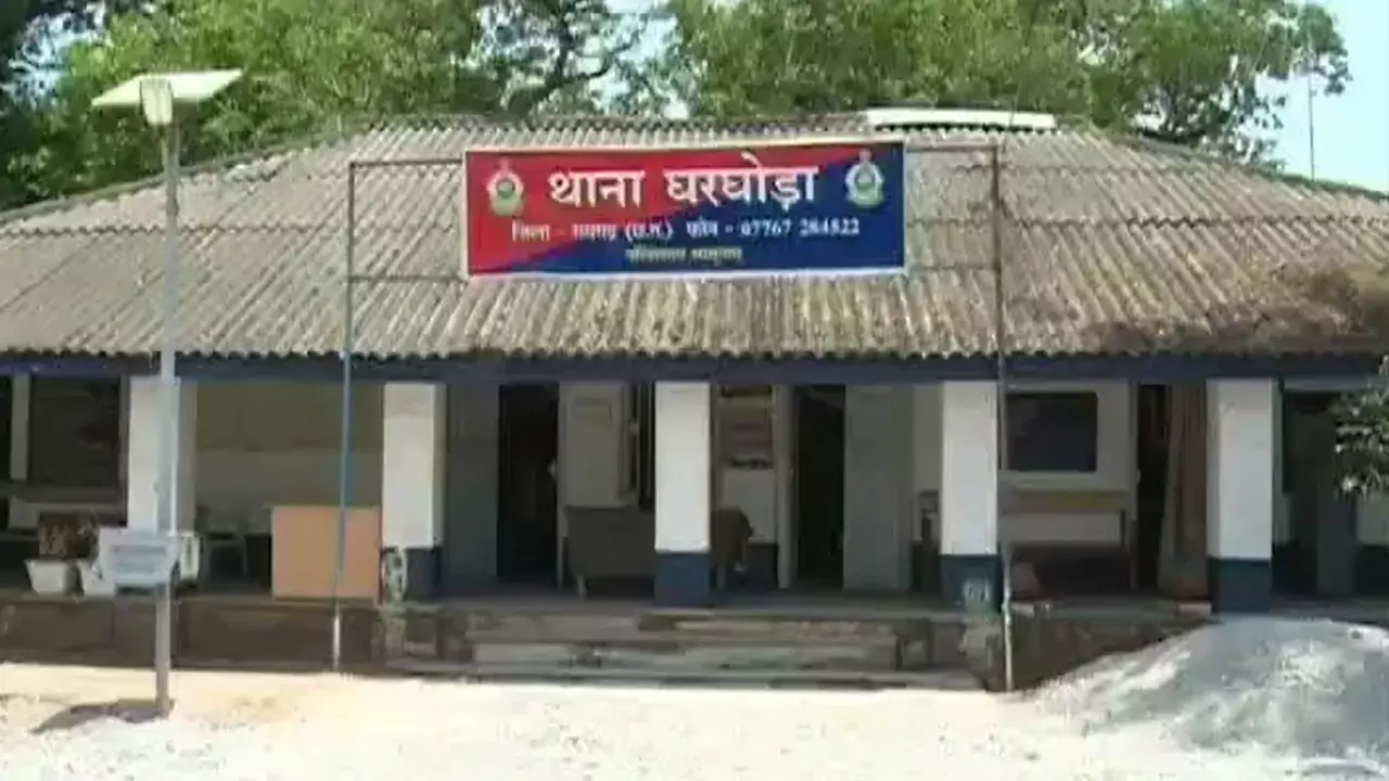 डबल मर्डर से रायकेरा में सनसनी: वृद्धा और दामाद की हत्या, बेटी गंभीर हालत में