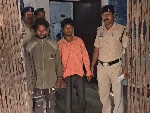 जशपुर में दोस्ती बनी मौत की वजह: कमीशन के पैसों के विवाद में मजदूर को जलाकर मारा